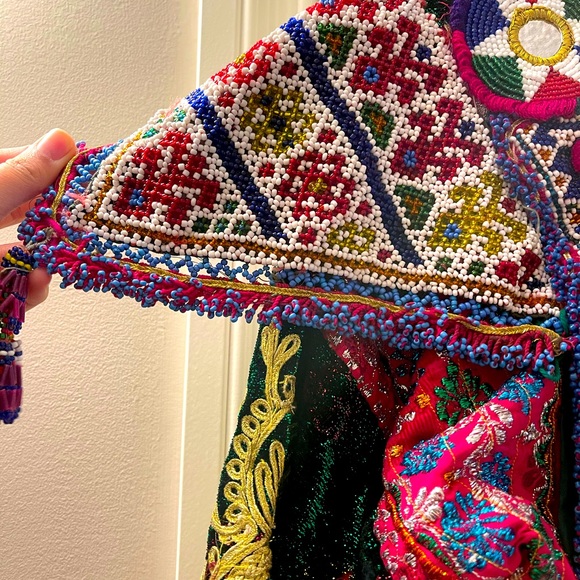 Afghan Traditional Dress - Picture 4 of 9